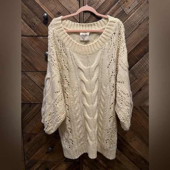 Fantastic Fawn Oversized Sweater Dress/Tunic - Picture 2 of 2